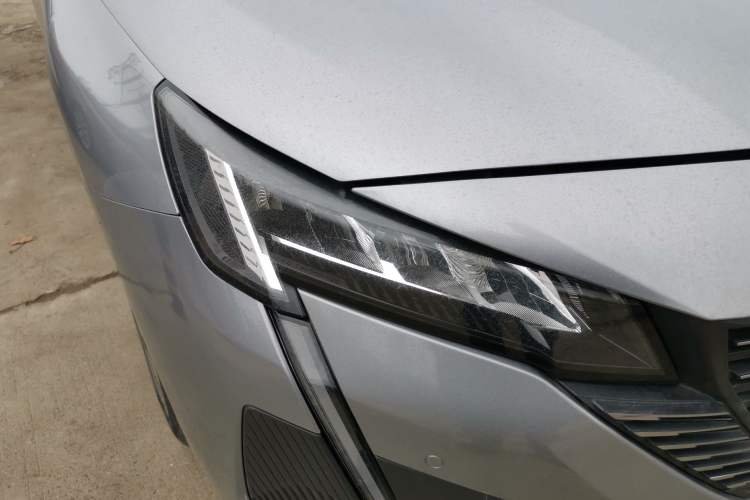Used Peugeot 408 2022 1.6T Light-Chasing Edition
