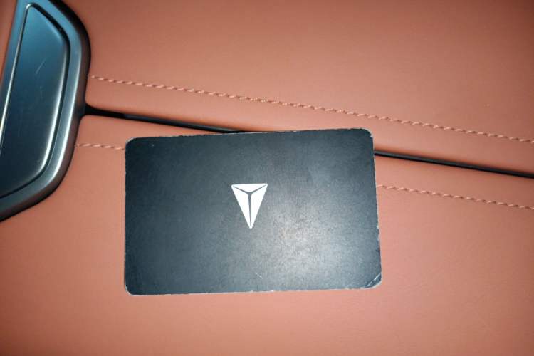 Used Deepal S07 2024 215Max Qiankun Intelligent Driving ADS SE Range-Extended Version