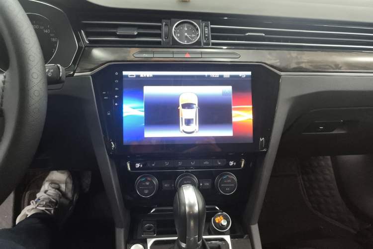 Used Volkswagen Magotan 2017 330TSI DSG Luxury Model