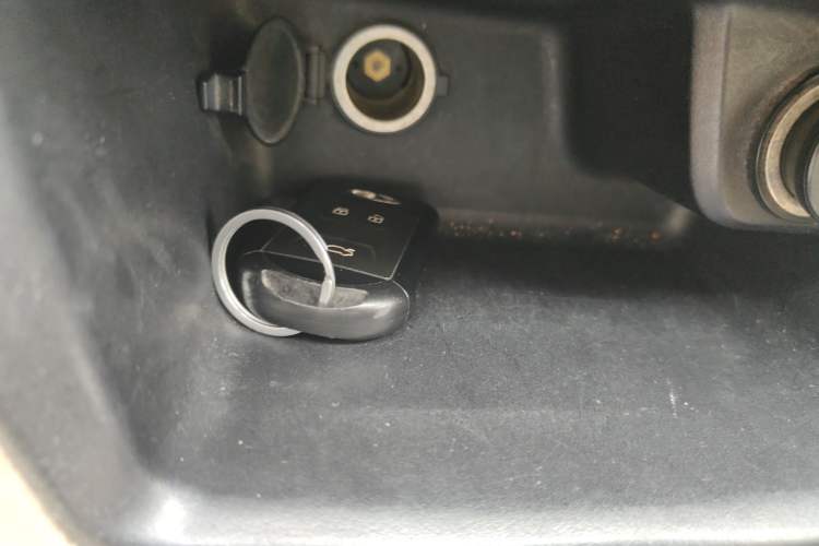 Used Chery Arrizo 7 2013 1.6L Manual ZhiShang Edition
