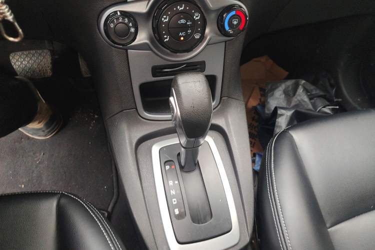 Used Ford Fiesta 2013 Hatchback 1.5L Automatic Fashion Edition