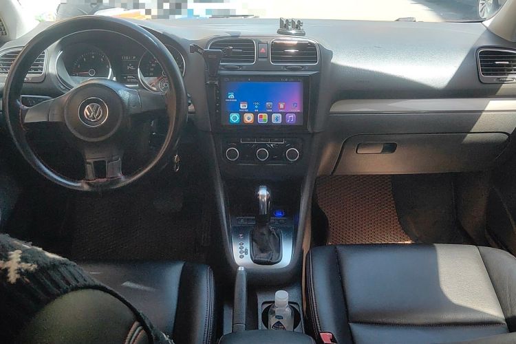 Used Volkswagen Golf 2011 1.6L Automatic Fashion Edition