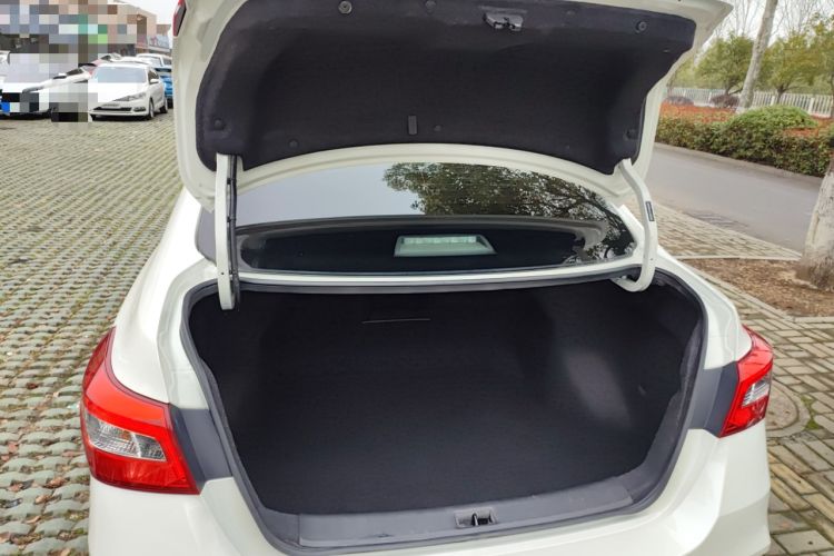 Used Nissan Sylphy 2019 Classic 1.6XL CVT Luxury Edition Trunk