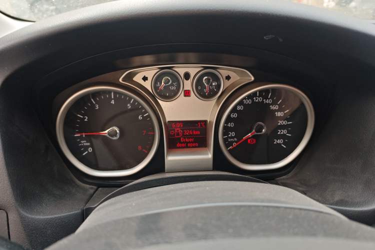 Used Ford Focus 2013 Hatchback Classic 1.8L Manual Base Model