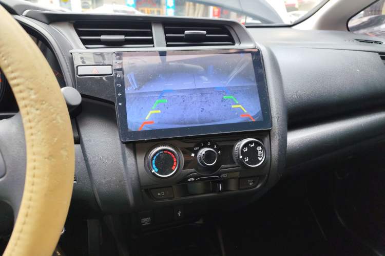 Used Honda Fit 2018 1.5L CVT Comfort Version Audio And AC Panel