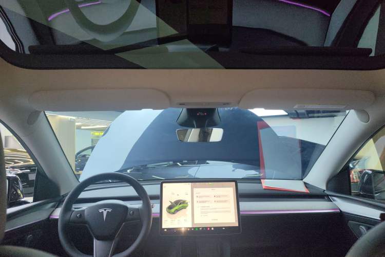 Used Tesla Model Y 2024 Rear-Wheel-Drive Version Headliner