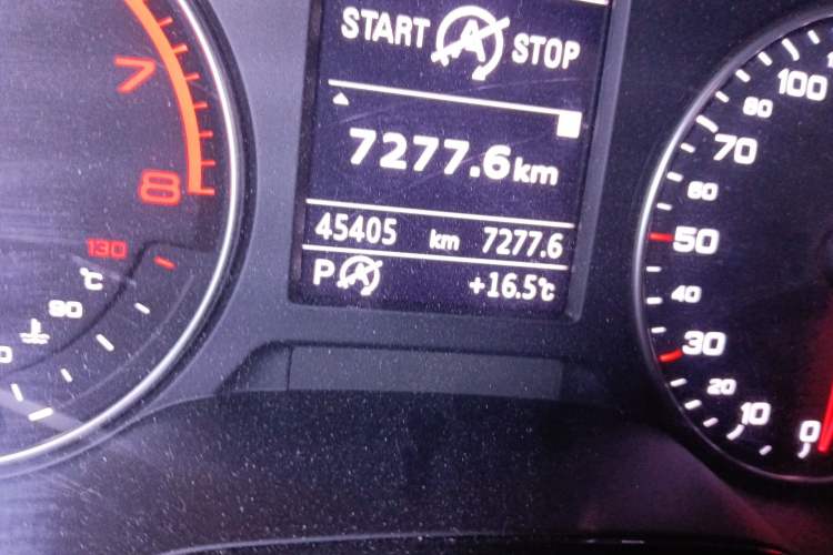 Used Audi A3 2017 Sportback 35 TFSI Sport Edition Odometer Close Up