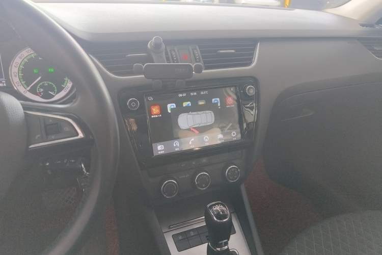 Used Skoda Octavia 2018 TSI230 DSG Luxury Edition
