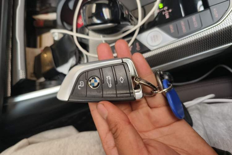 Used BMW 3 Series 2020 Restyled 325i M Sport Night Edition Package Vehicle Key