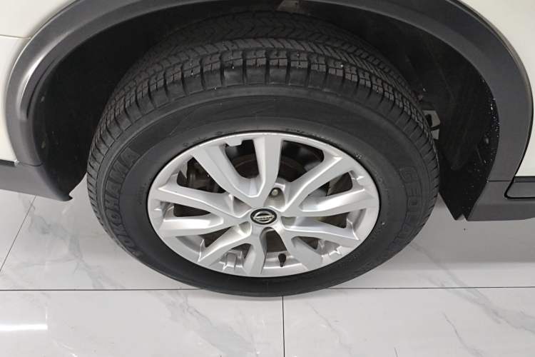 Used Nissan X-Trail 2019 2.0L CVT Smart Connect Comfort Edition 2WD
