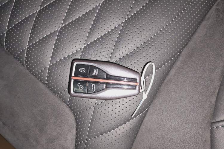 Used Hongqi HS5 2022 Revised Version 2.0T Smart Connect Flagship Edition