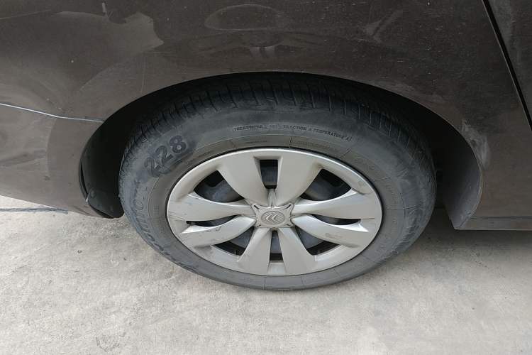 Used Citroen Elysee 2014 1.6L Manual Fashion Edition