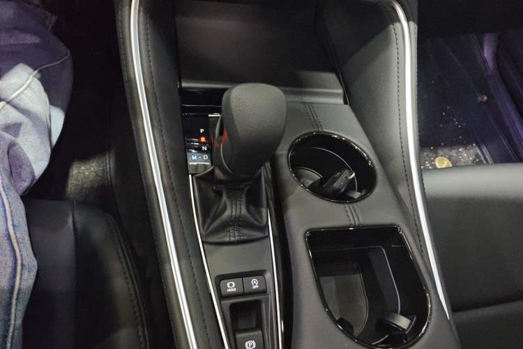 Used Toyota Avalon 2024 2.0L Ambition Edition