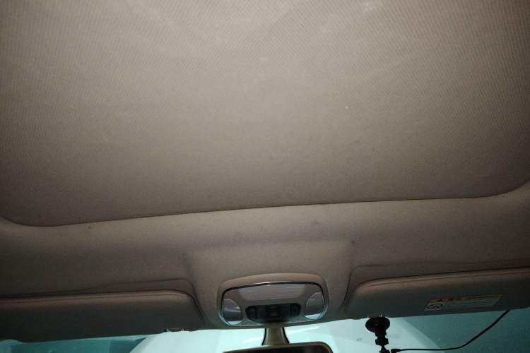 Used Hanteng X5 2018 1.5T Manual Luxury Edition Headliner