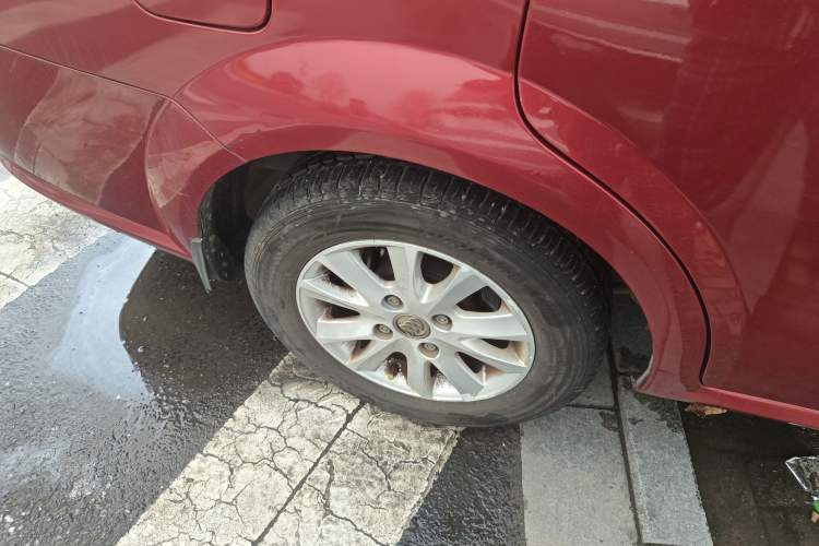 Used Buick Excelle 2015 1.5L Automatic Classic Model
