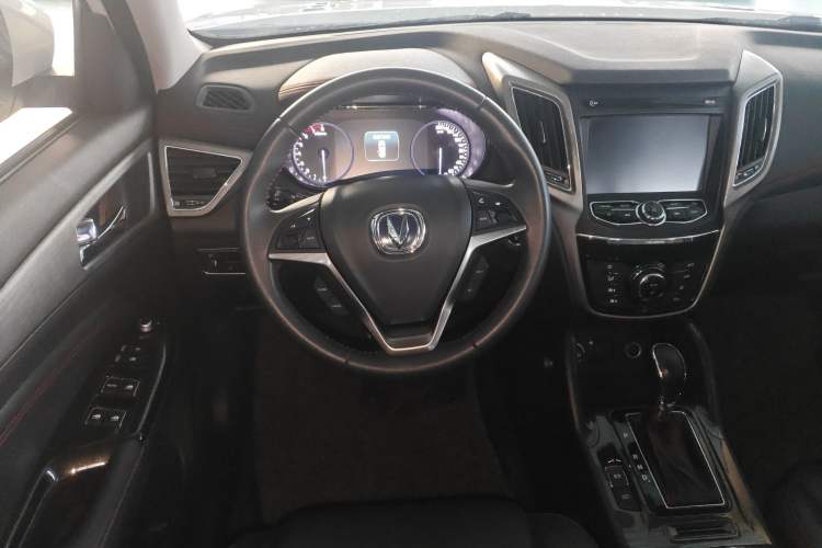 Used Changan CS75 2017 Shangkui Edition 1.5T Automatic Fengxiang Model