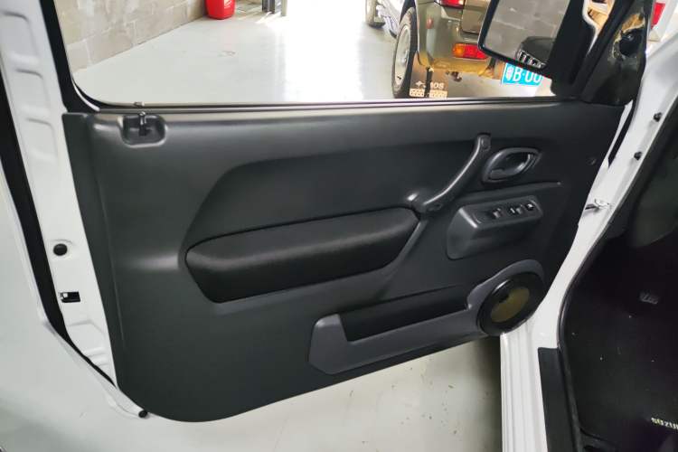 Used Suzuki Jimny 2015 1.3 MT JLX