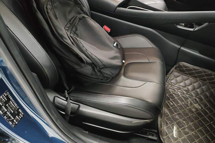 Used Hyundai Elantra 2022 1.5L CVT LUX Prestige Edition