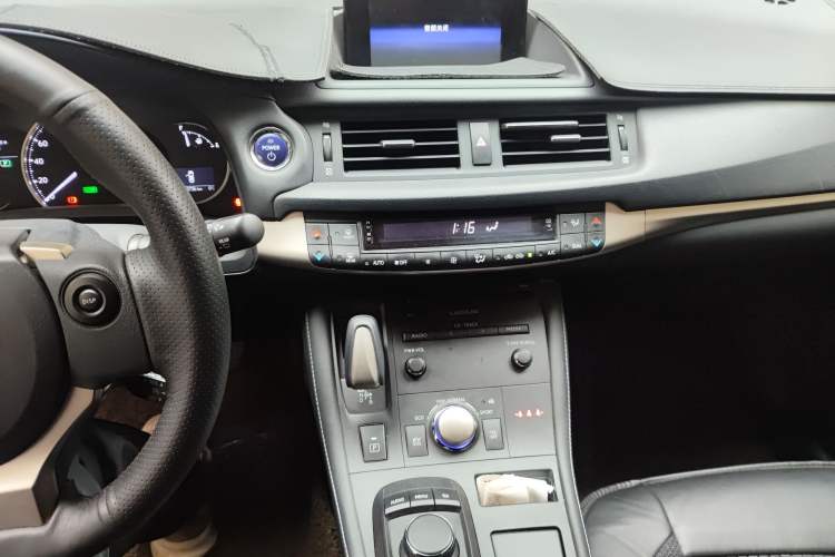 Used Lexus CT 2014 CT200h Comfort Edition Monochrome Audio And AC Panel