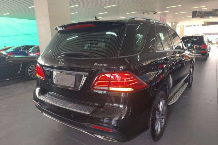 Used Mercedes-Benz GLE 2016 GLE 320 4MATIC Dynamic Edition Rear Right 45 Deg