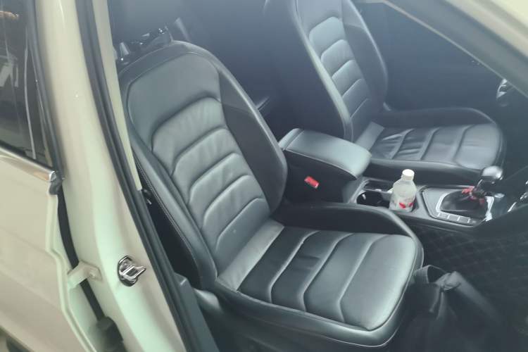 Used Volkswagen Tiguan L 2017 330TSI Automatic Two-Wheel Drive Luxury Edition
