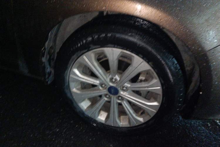 Used Ford Escort 2017 Happiness Edition 1.5L Automatic Fashion Version