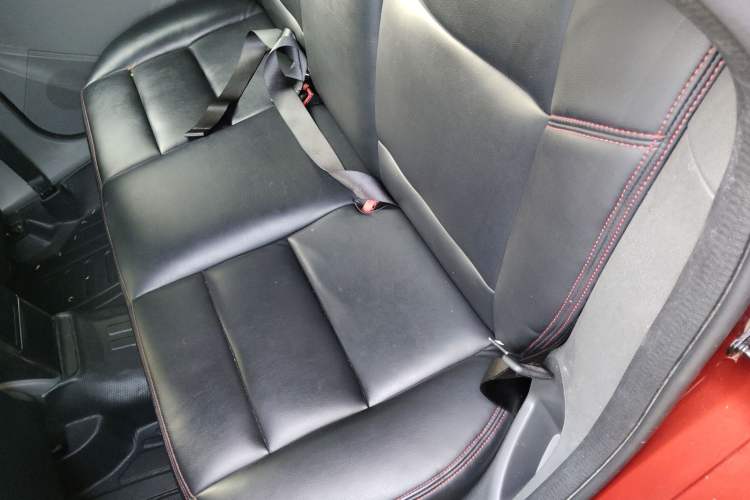 Used Ford Focus 2013 Hatchback Classic 1.8L Automatic Base Model
