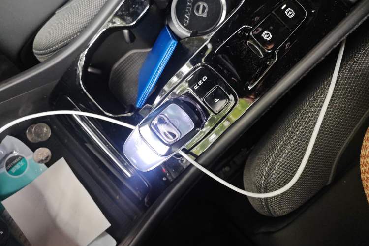 Used Volvo XC40 2023 B3 Zhiyuan Luxury Edition Gear Lever