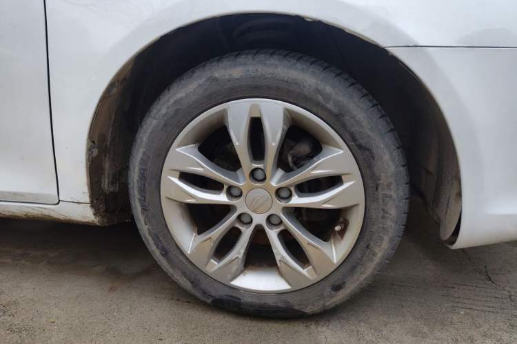 Used Geely Auto Emgrand 2016 Sedan 1.5L CVT Upward Version