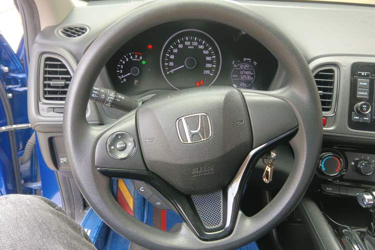Used Honda Vezel 2015 1.5L CVT two-wheel drive Comfort trim

