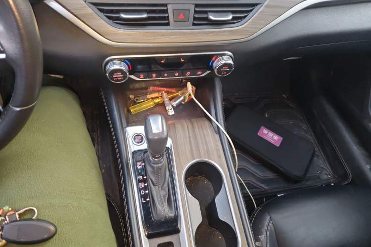 Used Nissan Teana 2020 Revised Version 2.0L XL Upper Smart Drive Edition Gear Lever