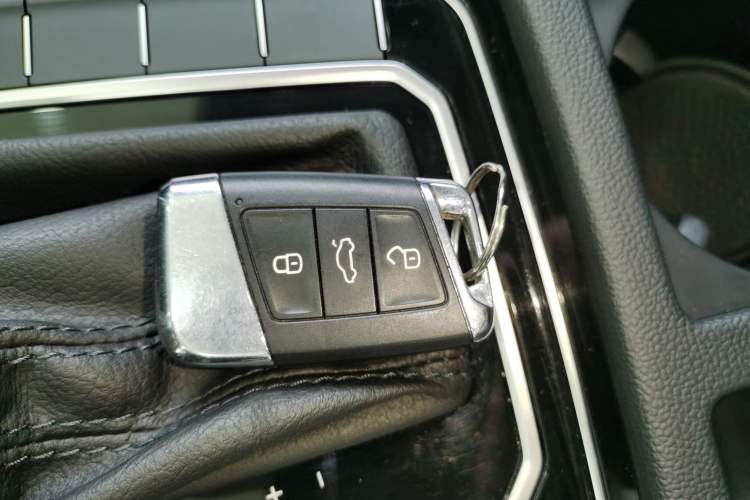 Used Volkswagen Magotan 2020 330TSI DSG Luxury Edition Vehicle Key