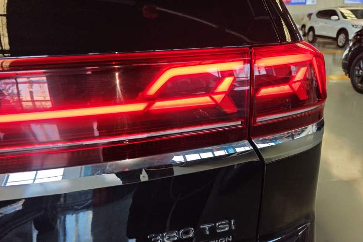 Used Volkswagen Teramont 2024 380TSI Four-Wheel Drive Longxiang Edition
