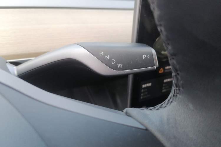 Used Tesla Model Y 2021 Standard Range Rear-Wheel Drive Version Gear Lever