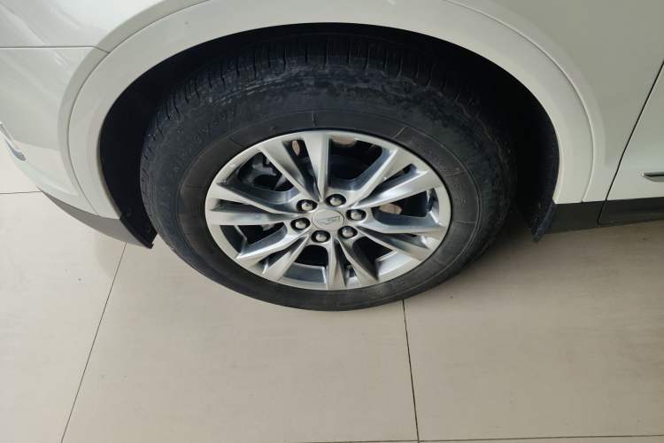 Used Cadillac XT5 2022 2.0T Two-Wheel Drive Luxury Version
