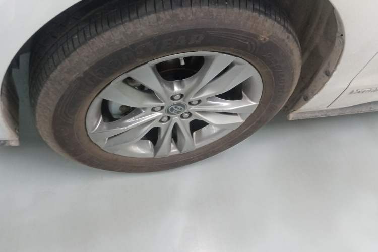 Used Toyota SIENNA 2023 2.5L Hybrid Luxury Edition