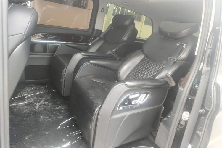 Used Mercedes-Benz V-Class 2018 V 260 L Prestige Extended Version China V
