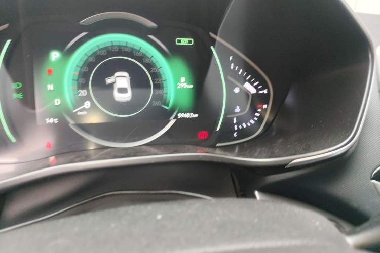 Used Hyundai Lafesta 2021 280TGDi GLX Elite Edition Odometer Close Up