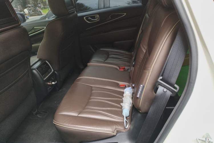 Used Infiniti QX60 2018 2.5 S/C Hybrid Four-Wheel Drive All-Terrain Version China VI Standard
