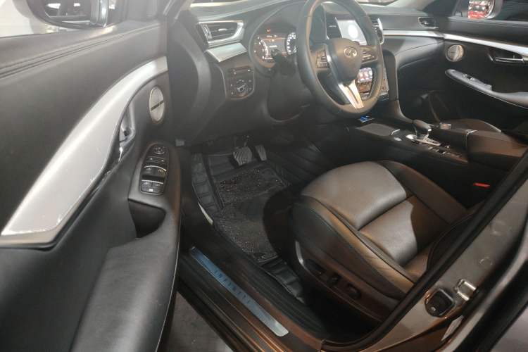 Used Infiniti QX50 2018 2.0T Two-Wheel Drive Fashion Edition