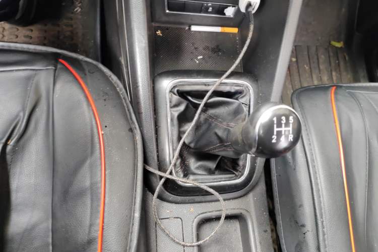 Used CHANGAN OSHAN CX70 2016 1.6L Manual Sport Model