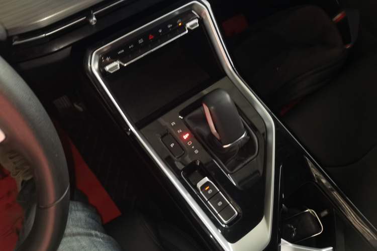 Used Wuling Asta 2022 2.0L DHT Electric Power Version