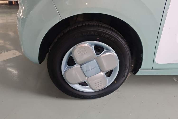 Used Geely Galaxy Panda 2023 Panda Mini 120km Asian Games Edition

