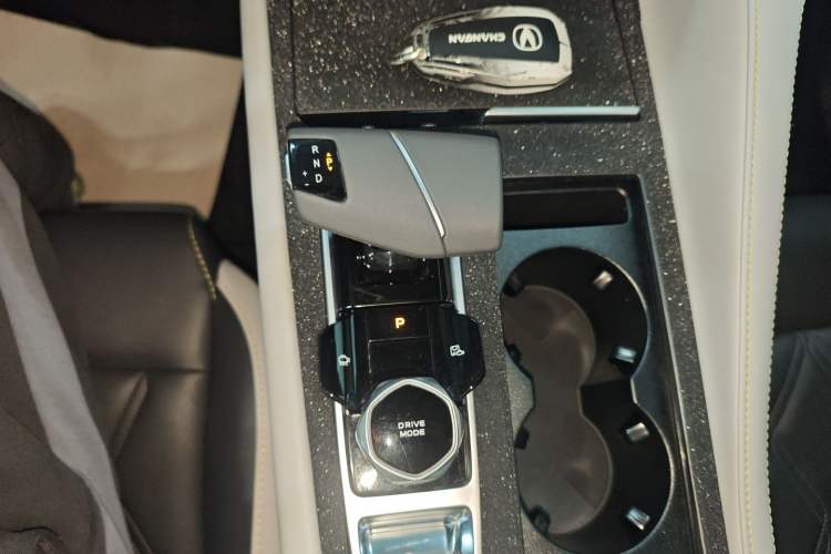 Used CHANGAN CS75 PLUS iDD 2023 ZhiDian iDD Smart Leading Model Gear Lever