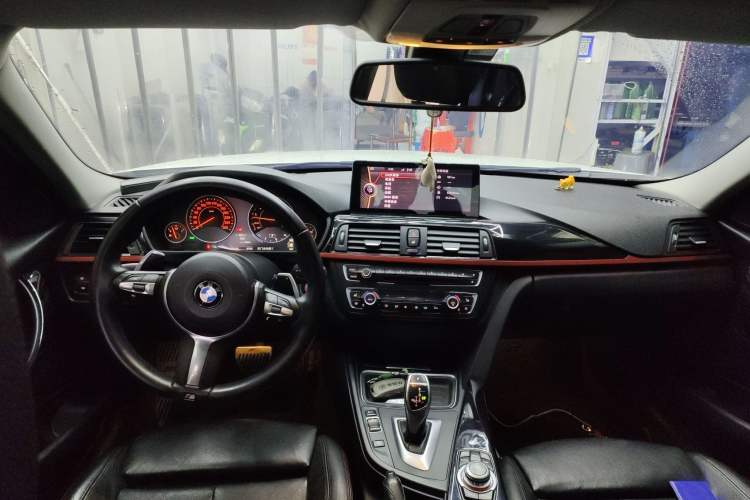 Used BMW 3 Series 2013 328i Sport Design Package
