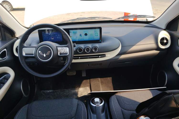 Used Wuling Bingo 2023 203km Light Edition