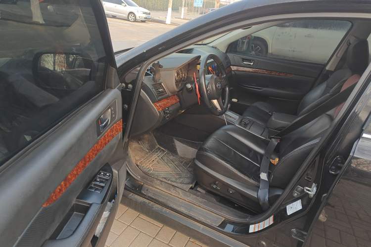 Used Subaru Outback 2011 2.5i Luxury Edition