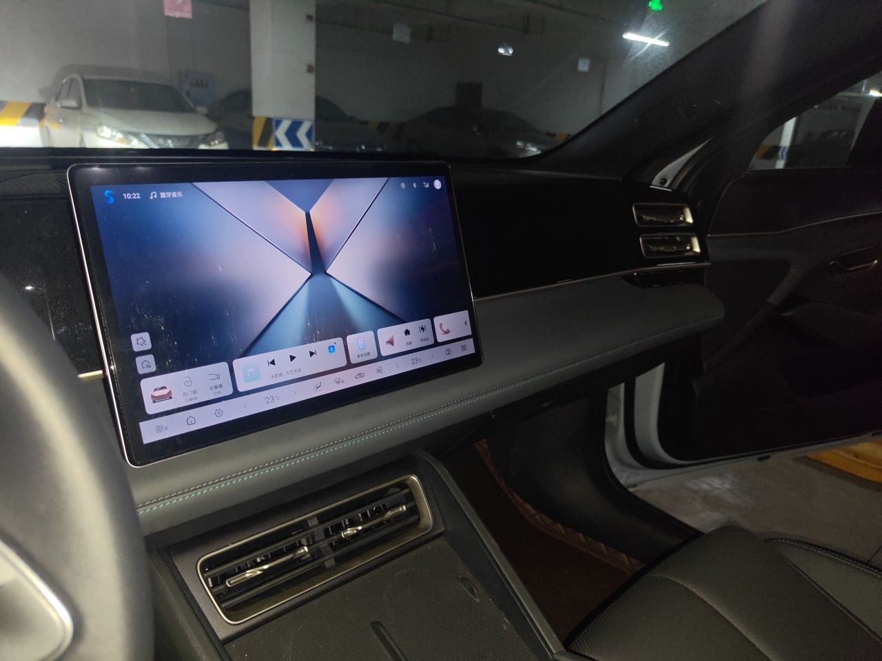 BYD Qin L 2025 DM-i Smart Drive 80KM Leading Model — снимка 13