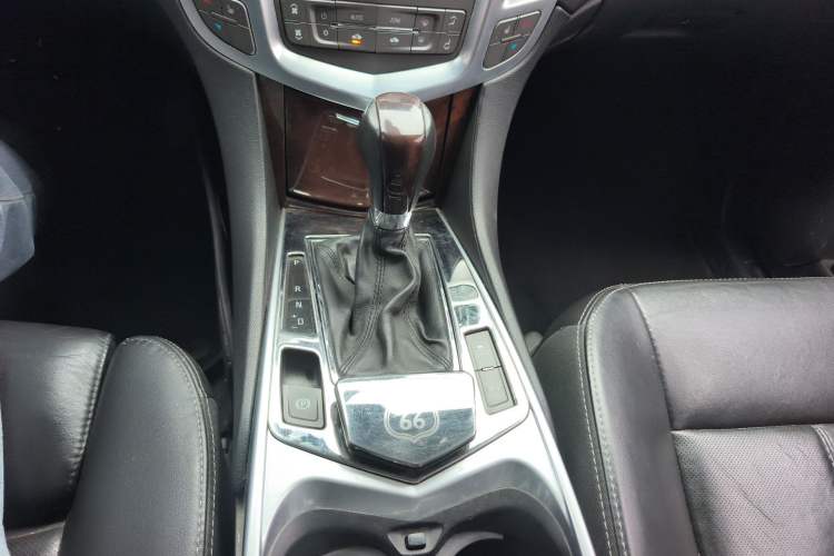 Used Cadillac SRX 2012 3.0L Luxury Model Gear Lever