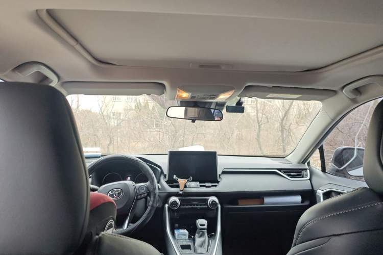 Used Toyota Wildlander 2020 Dual-Engine 2.5L E-CVT Two-Wheel Drive Luxury Edition